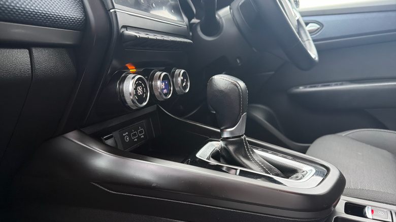 Renault Arkana 1.6 E-TECH Hybrid 145 Iconic 5dr Auto Hybrid Estate